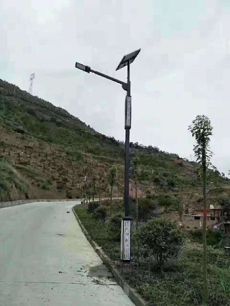 巴宜区仿古太阳能路灯